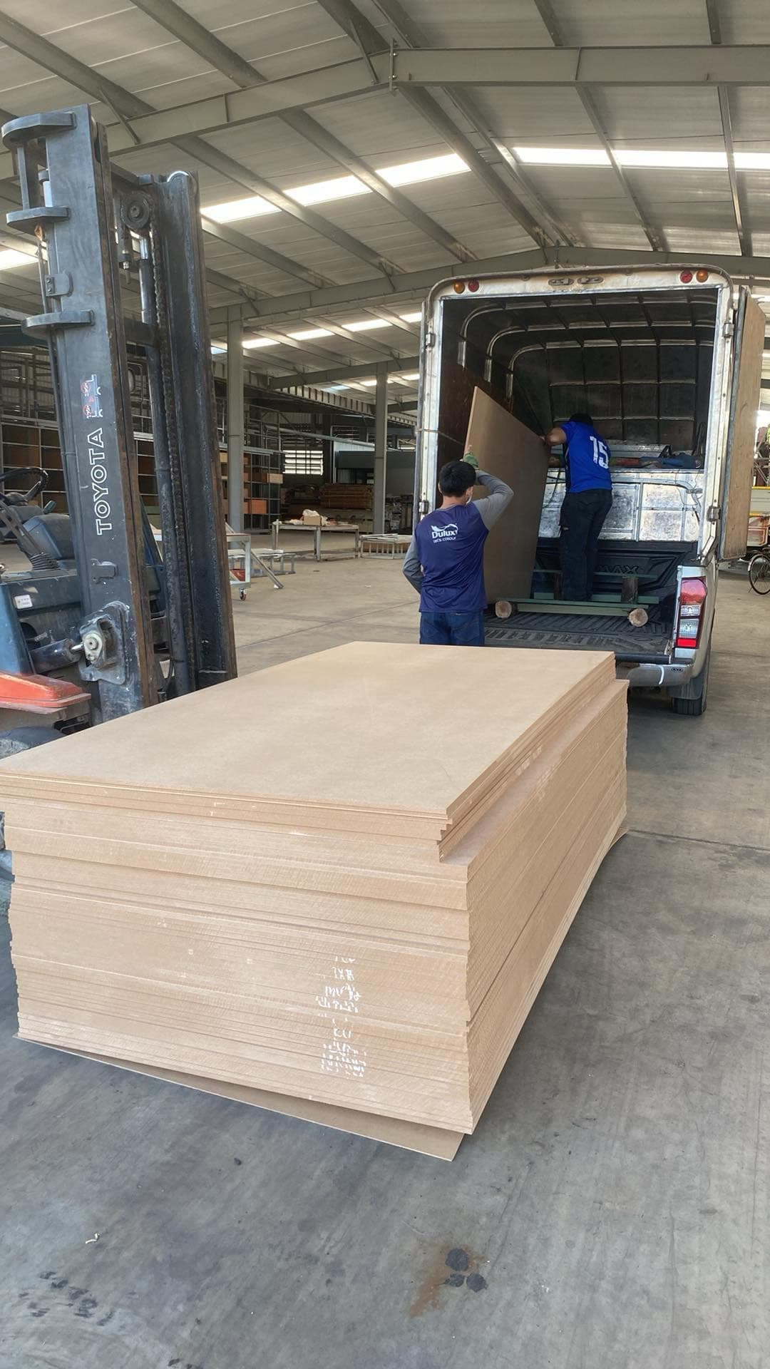 ไม้อัด mdf 12 mm 1pcs.